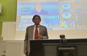 H.E. Dr. B. Bala Bhaskar, Ambassador of India to Norway addressing the students of VID, Norway's Specialized University during visit to University on 17 December, 2021.