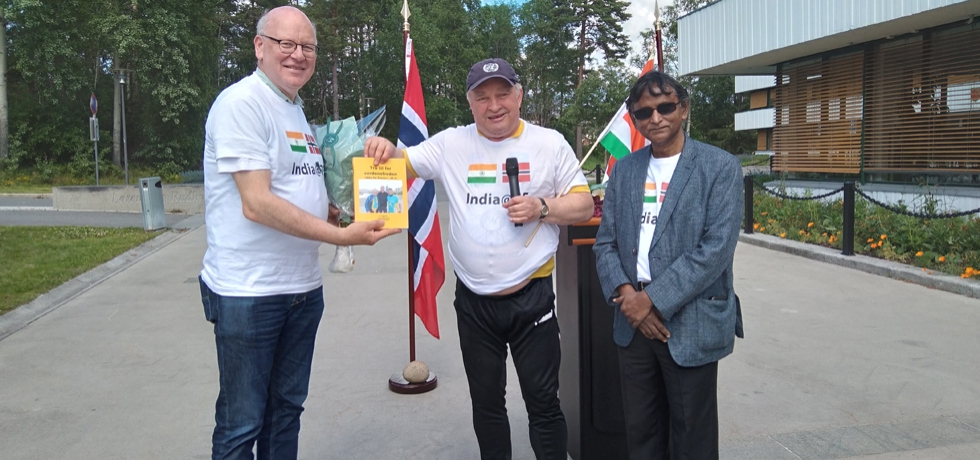 Dr. B. Bala Bhaskar, Ambassador with Mr. Ernst-Modest Herdieckerhoff, Hon'ble Mayor of Lillestrøm and Mr. Tore Naerland, President, Bike for Peace, Norway.