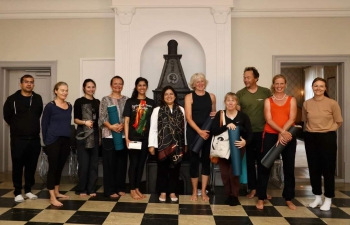 H.E. Smt. Meenakashi Lekhi Hon'ble Minister State for External Affairs & Culture with Norwegian enthusiasts on the conclusion of the Yoga session at the Botanical Garden on 17 August, 2022